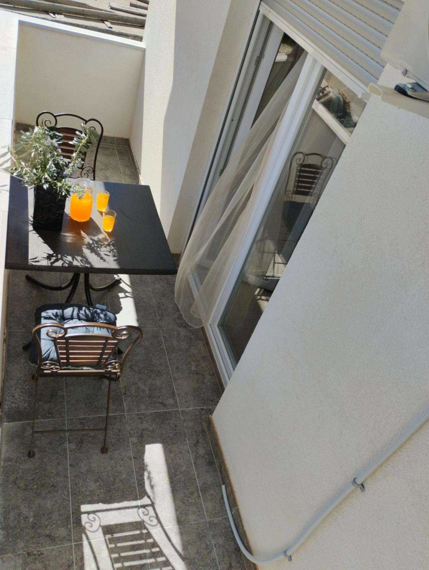 Iris Apartment Ivanica Exterior photo